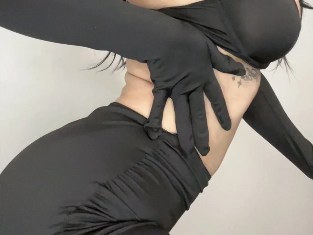 TabooTeenLaceyxx's Offline XXX Chat