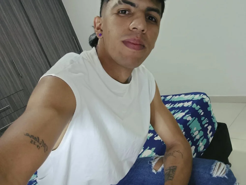 RealThony's Offline Chat Room