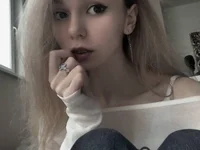 DarlineHoldness's webcam live show