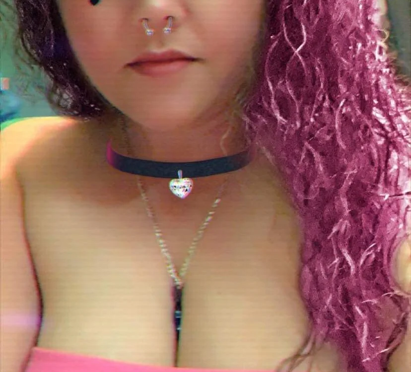 MaddieH89's Offline XXX Chat