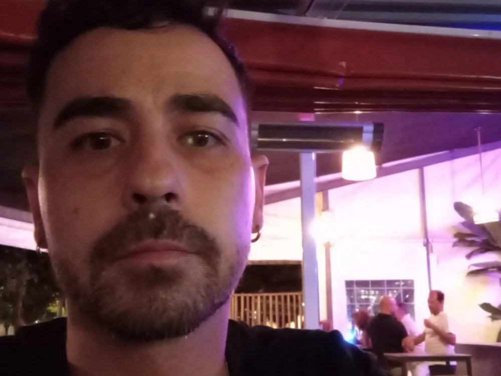 Joseeeevrn Offline XXX chat