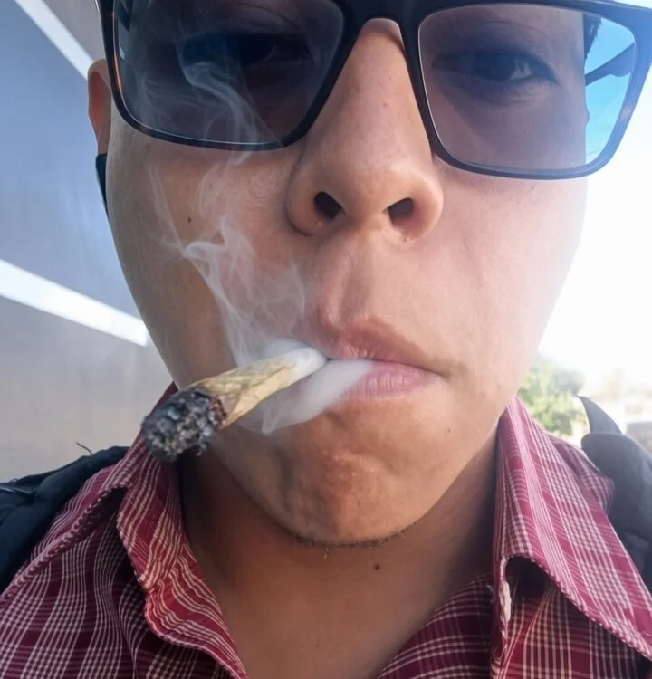 DannyKushn Offline XXX chat