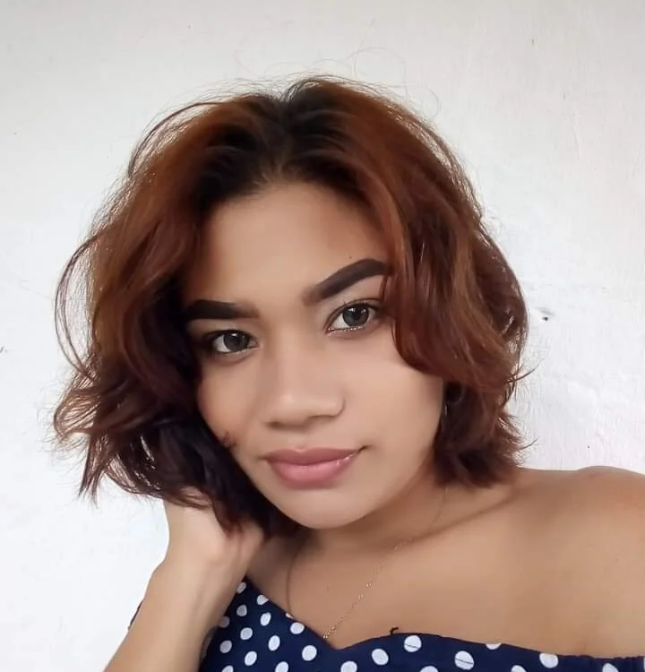 ZoeWillis' Offline Chat Room
