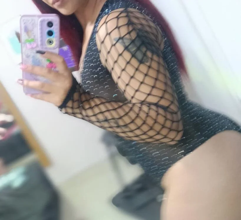 Офлайн-чат XXX RoxannRosse