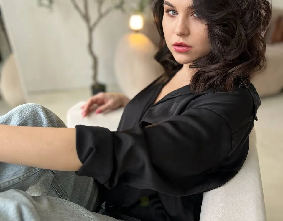 EarleneBouler's Offline XXX Chat