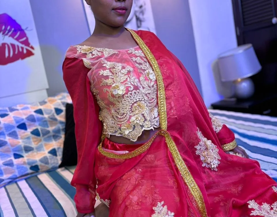 Chat +18 off-line de kavya_suri_