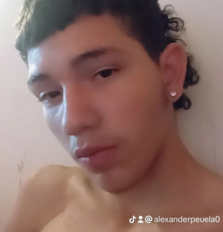alex_xx20's most recent online preview