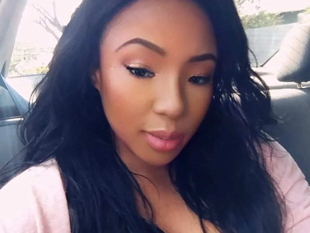 PussyAngel100's Offline XXX Chat