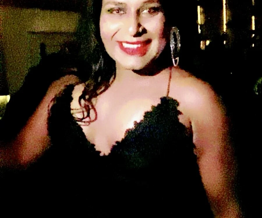 Chat +18 off-line de Kajal-Shemale69