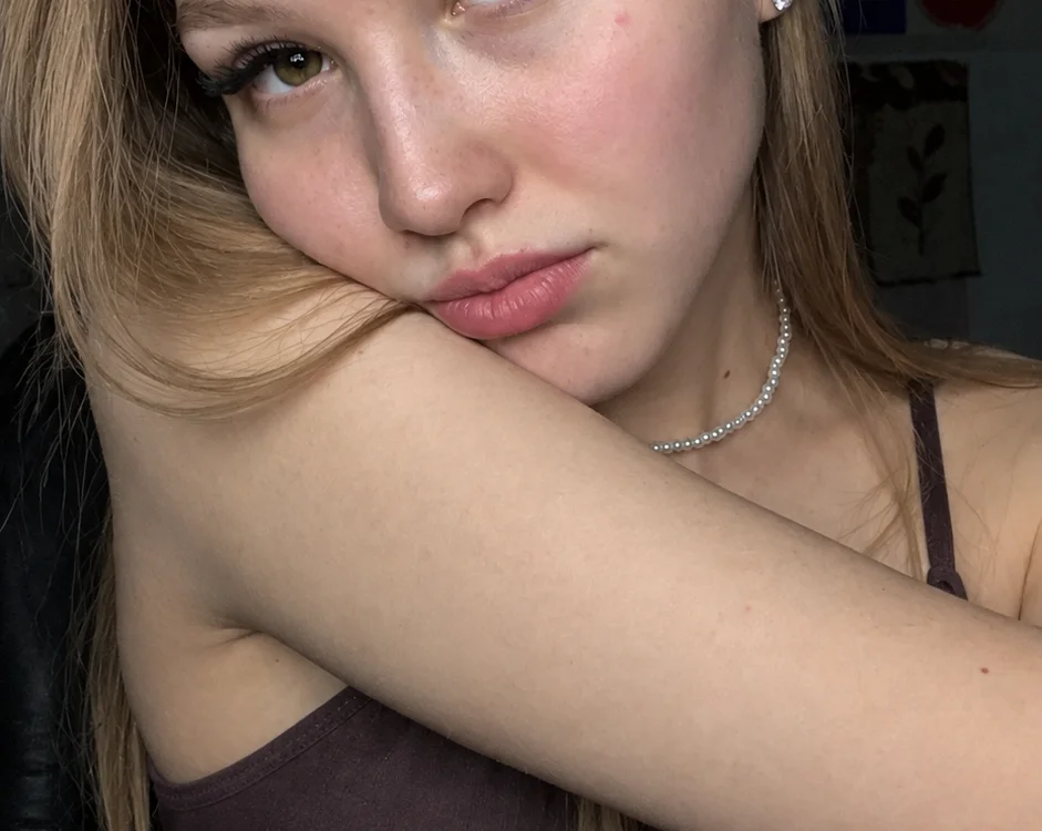 CaritaTorivio cover photo