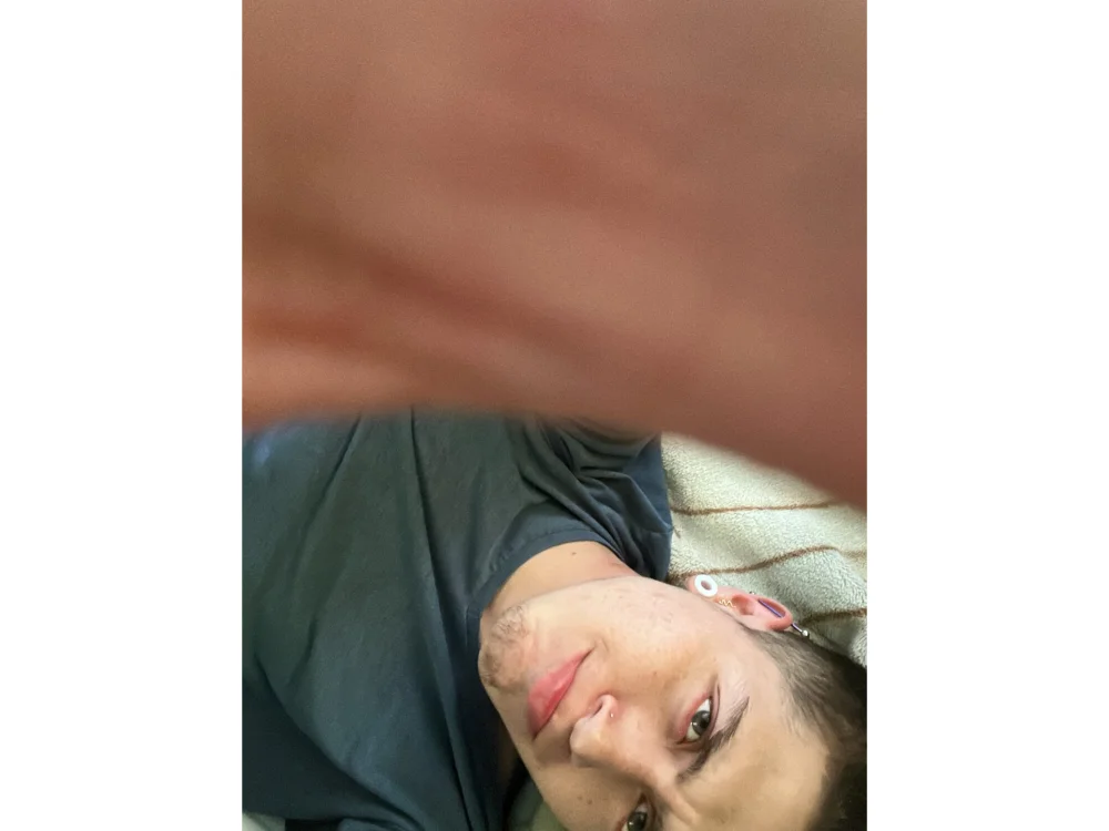Aaronn_Gomezz Chat XXX offline