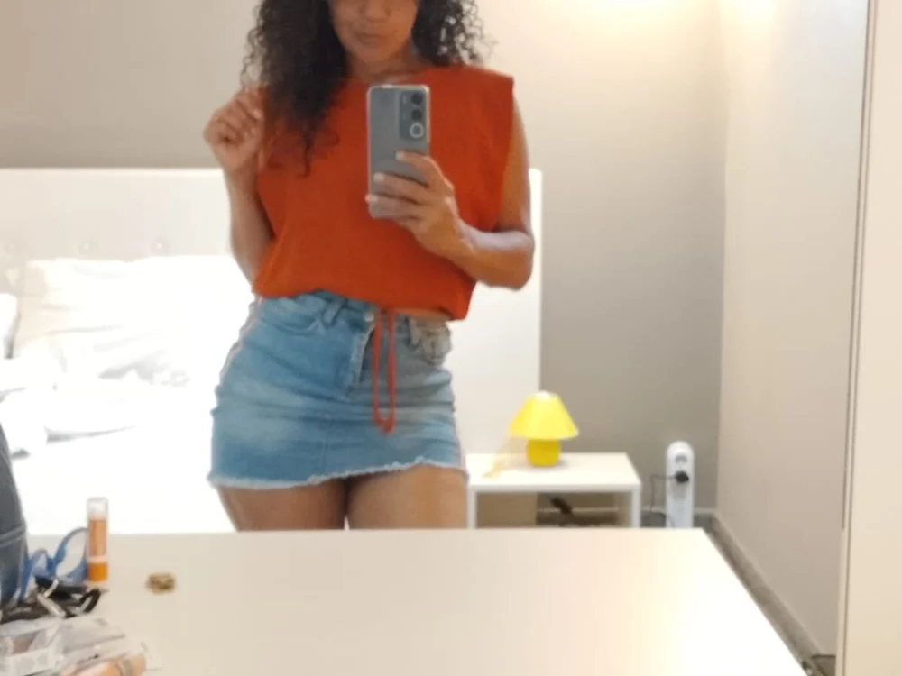miss_funnyc's Offline Chat Room