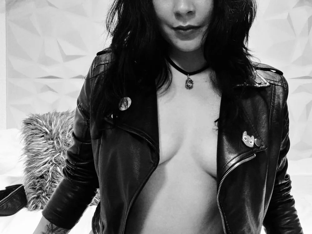 mala_libidine's Offline Chat Room