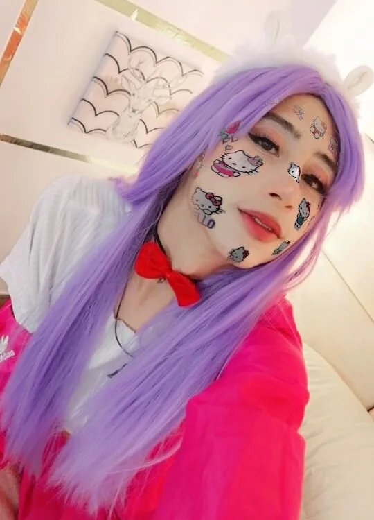 Offline chatovací místnost Lil_Hilly