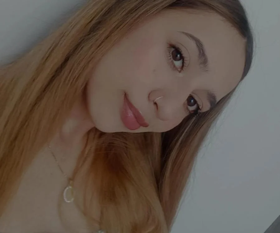 Lililopez7's Offline XXX Chat