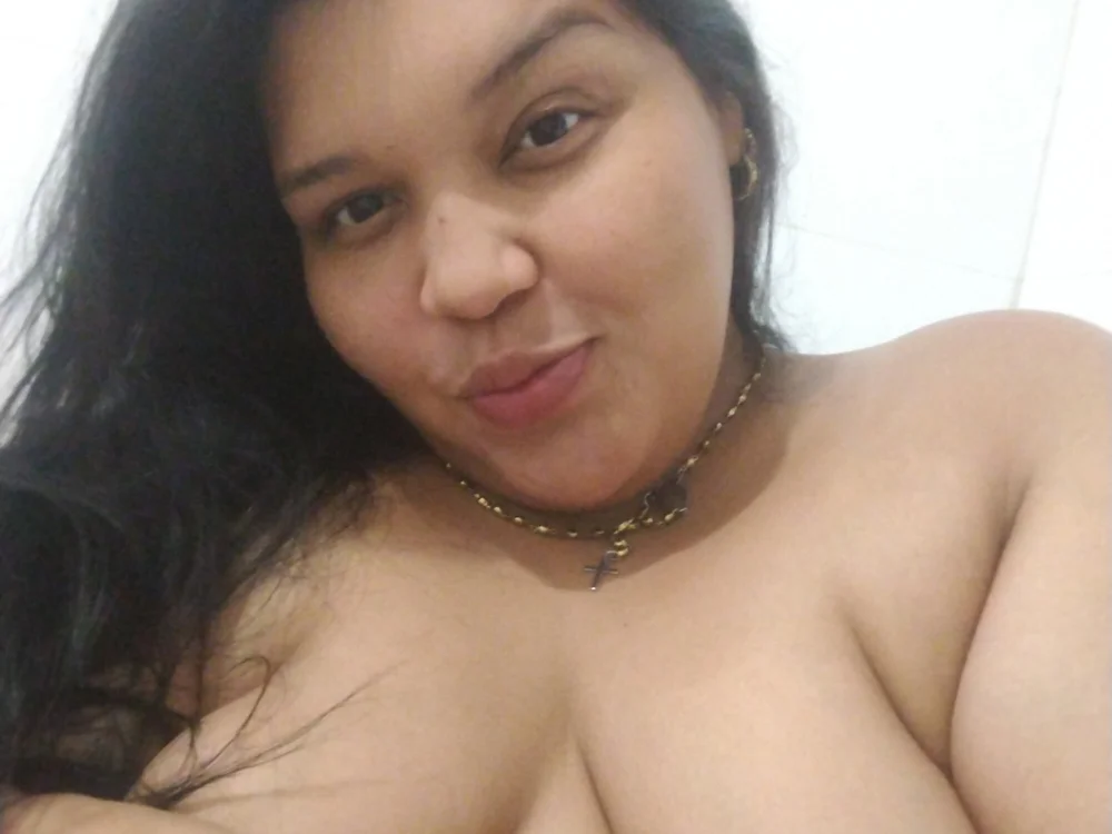 AlejandraGirl's Offline Chat Room