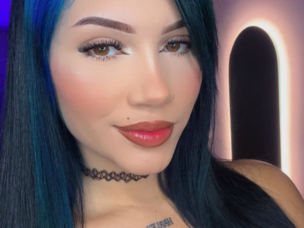 Velvet_desiree Chat XXX offline