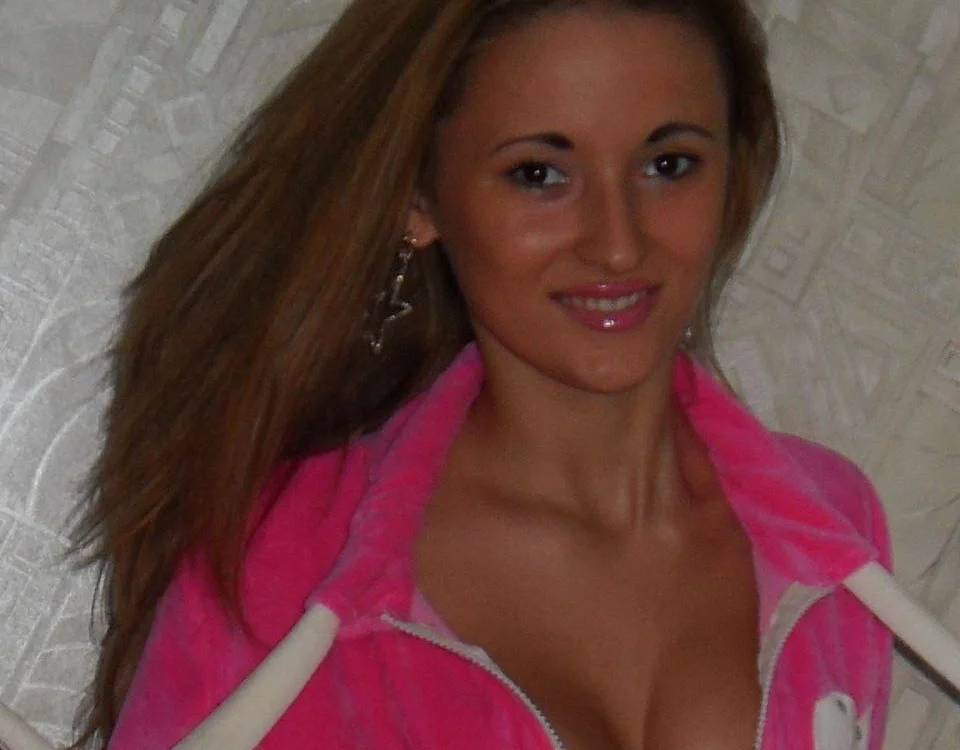 Alina_Morgans offline chatrum