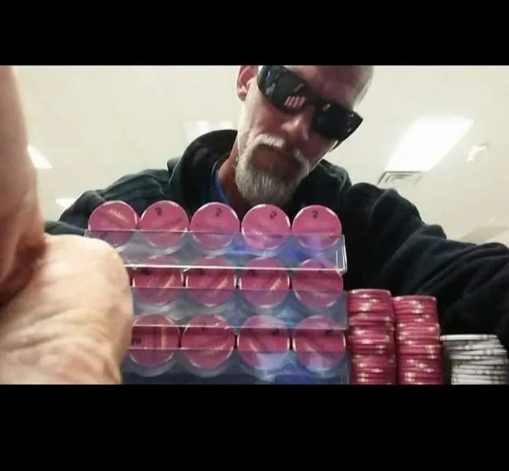 GameCock4u2: συνομιλία ΧΧΧ εκτός σύνδεσης