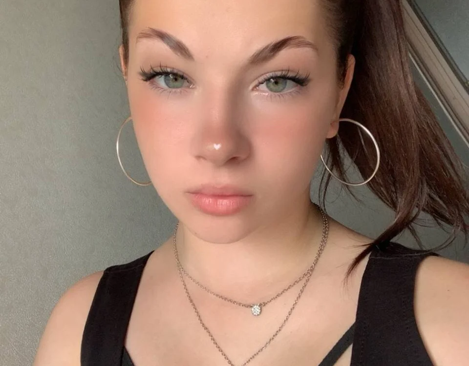 Lady__Sugar's Offline Chat Room