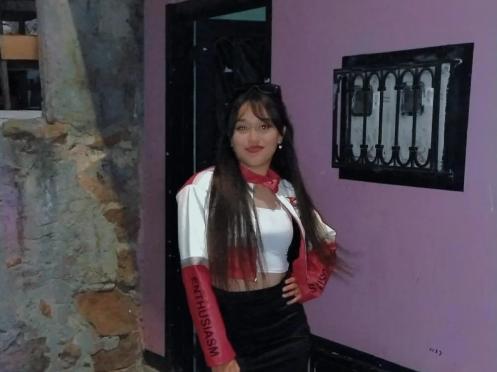 YESICA_ANGEL's Offline XXX Chat