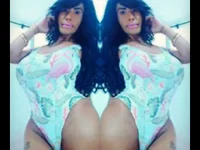Model Queen_Morena