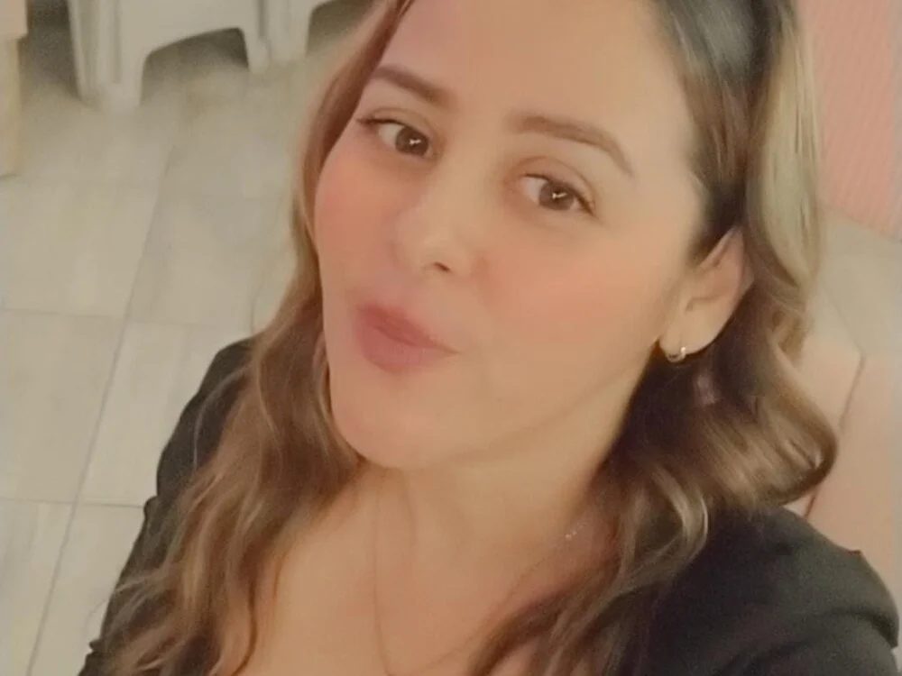 mamaxita1902's Offline XXX Chat