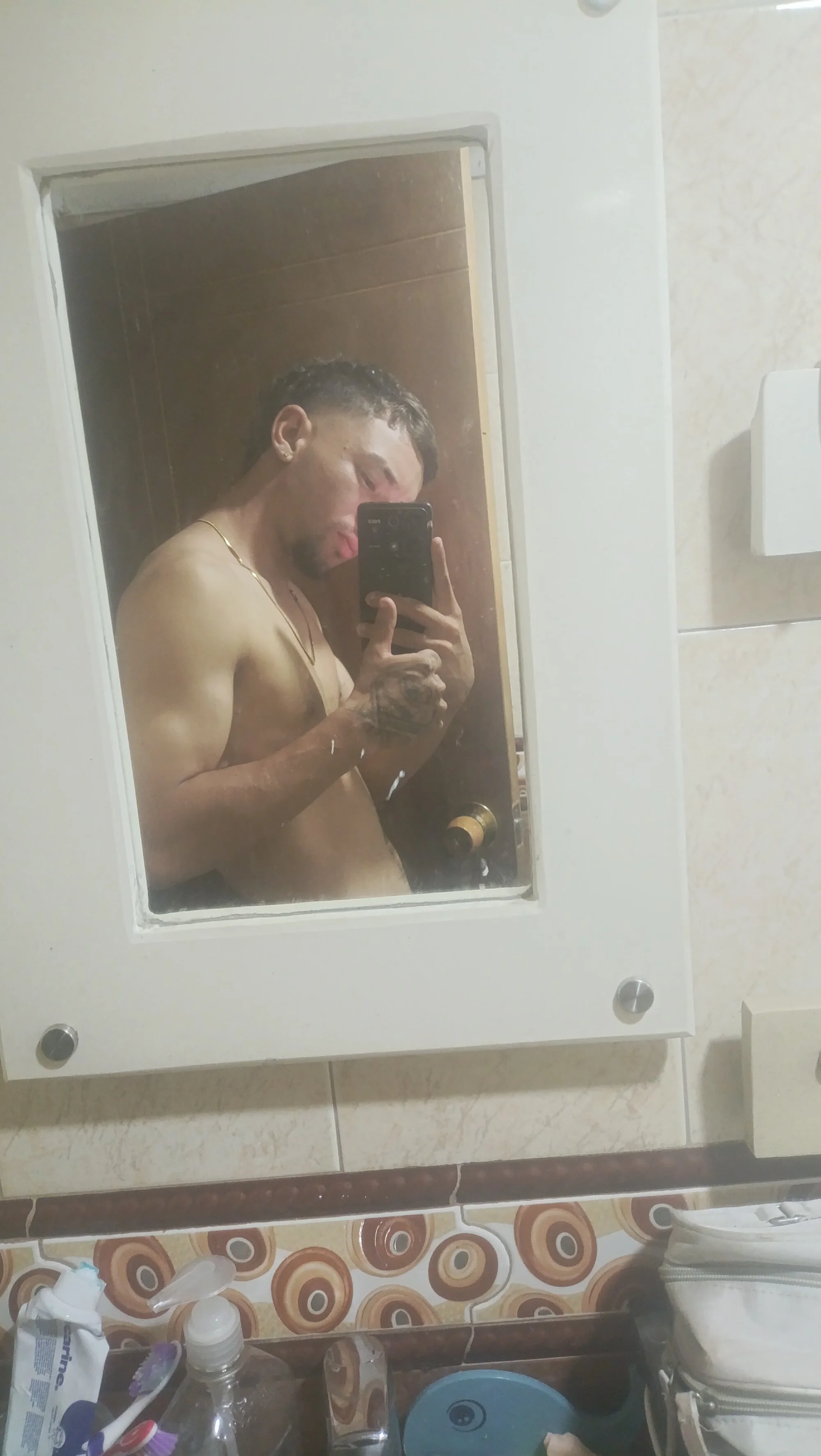 noah_rousse