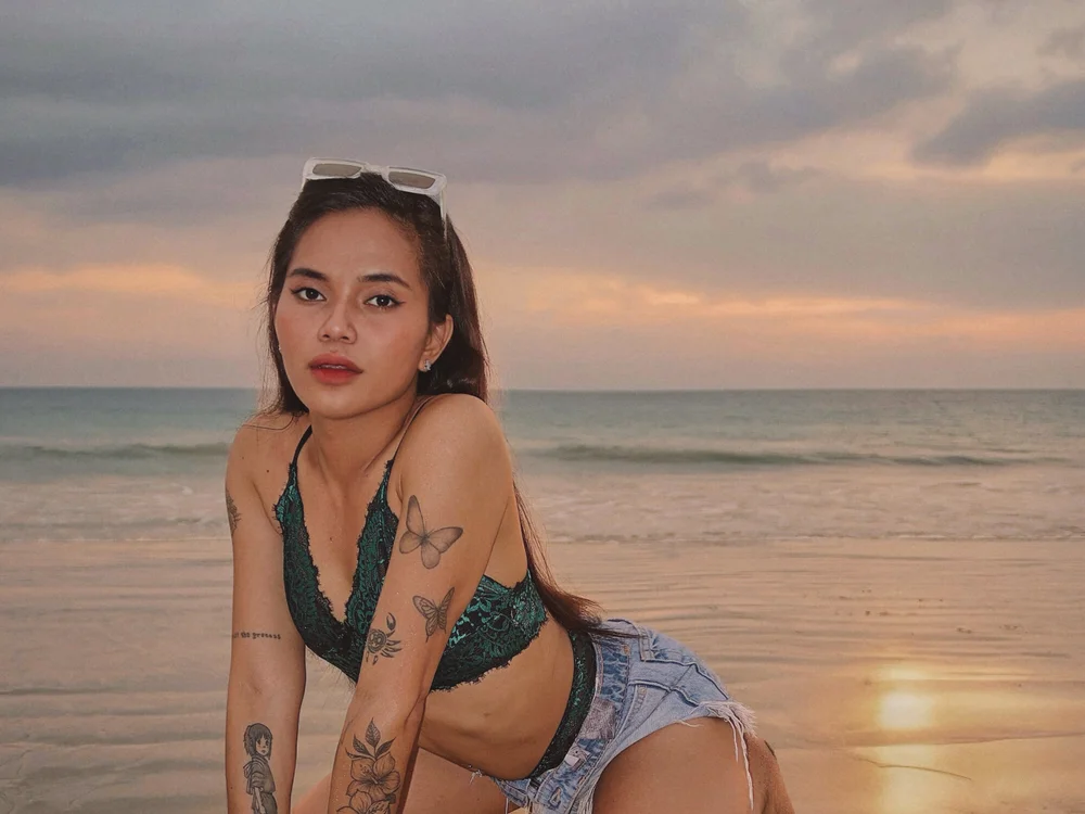 Candicebelauv 離線 XXX 聊天