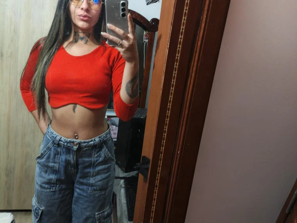 Offline XXX chat HollyJonesVS