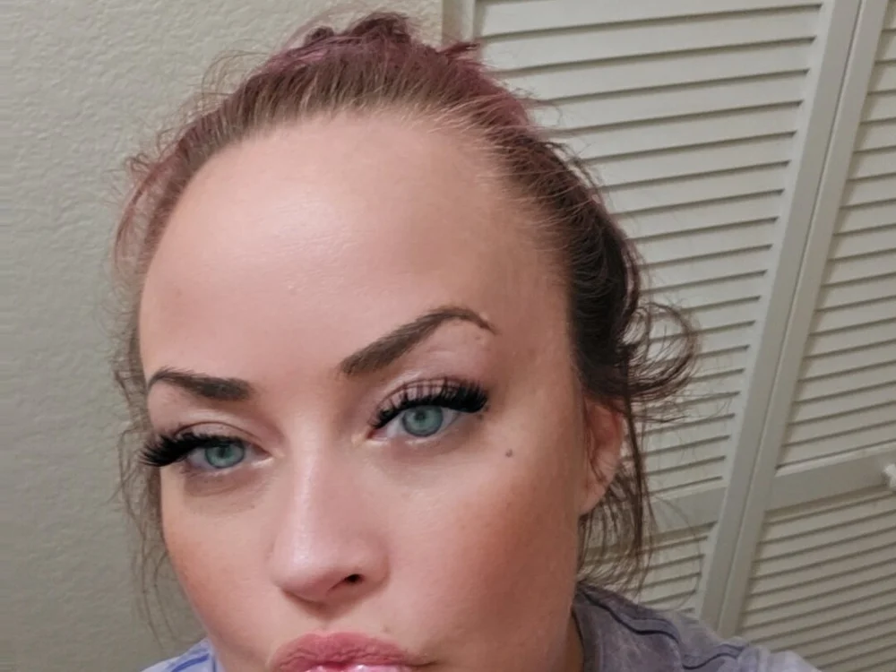 Tattedbeauty33's Offline XXX Chat