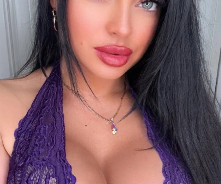 HotLivv69 Chat XXX Ngoại tuyến