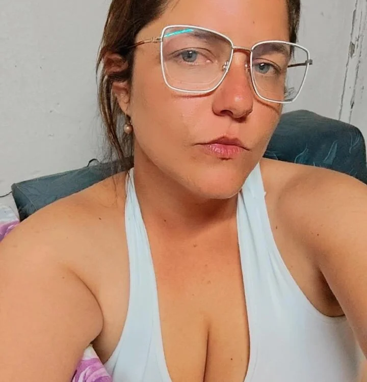 FemmeFatale32 offline chatrum