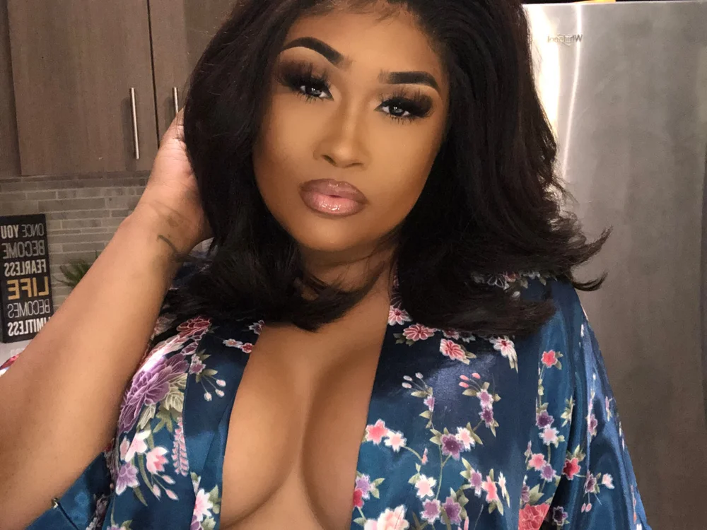 Czat XXX offline – lovelyzylah