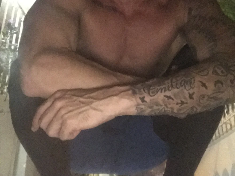 DirtyBoyPrettyBoyX offline chatrum