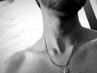 Модель SkinnyTeeen