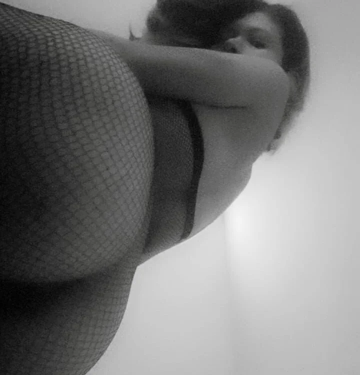 lustful_party69's Offline XXX Chat