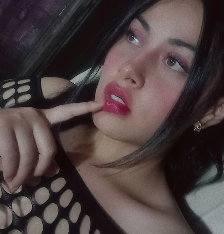 Kytii_Sweet offline chatrum