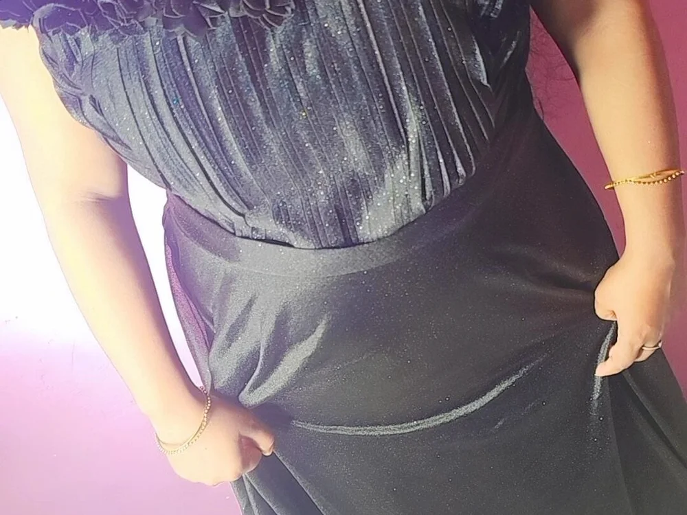 Queen_Genelia1 Offline Chatraum