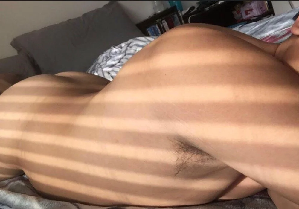 socalbeezzyy's most recent online preview