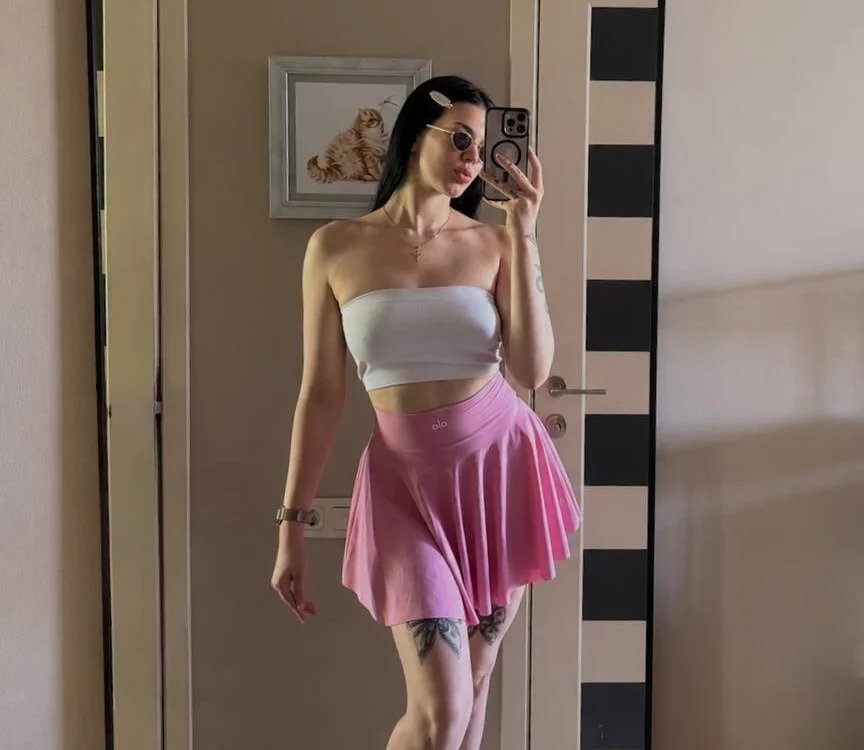 Margo_Velvet's Offline Chat Room