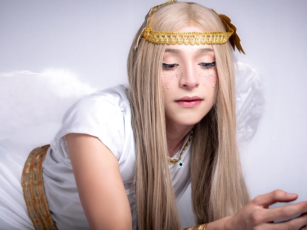 Damiian20_ Offline XXX-Chat