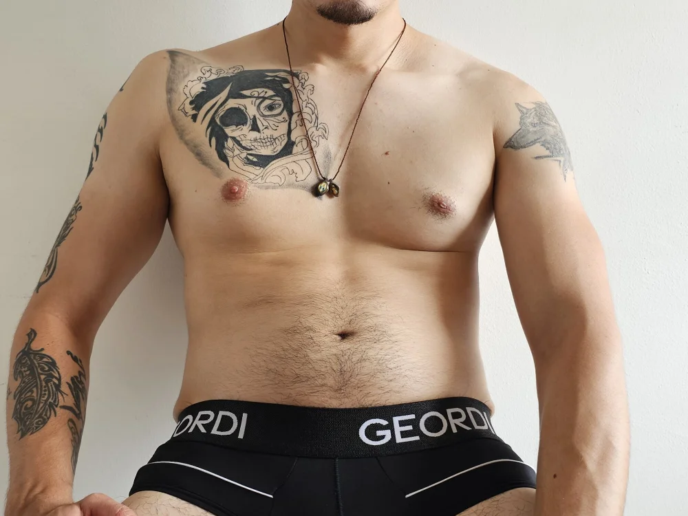 sexy_hot_evans' Offline XXX Chat