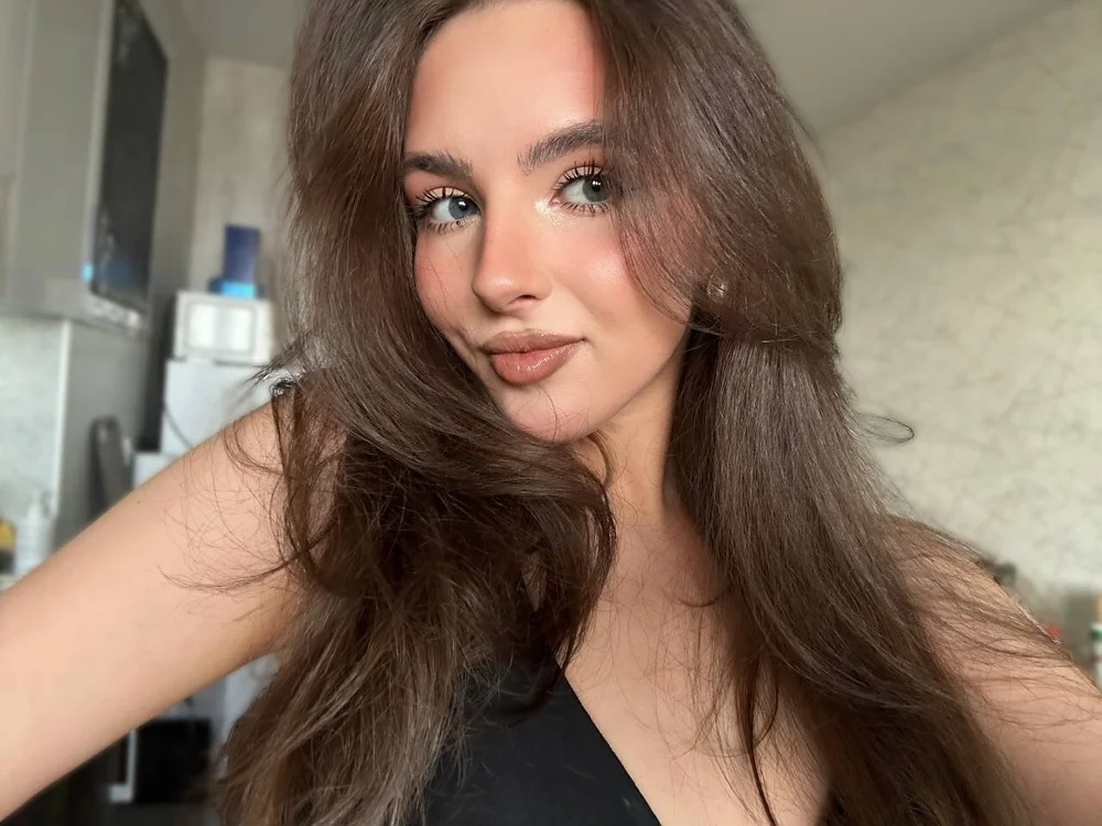 Offline chatovací místnost Elsa_Carterr