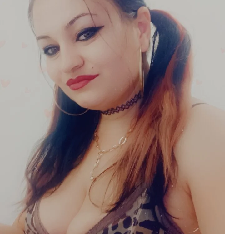 Ariellefoxy Offline XXX-Chat