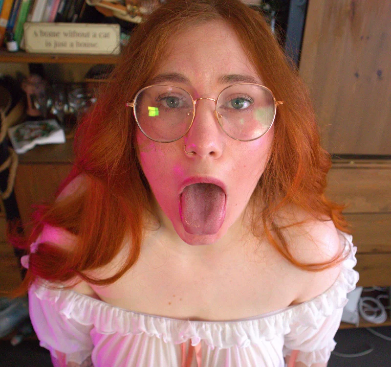FluffyRainbowKityn Offline XXX chat