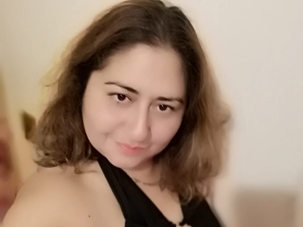 Swingerlosangeles' Offline Chat Room