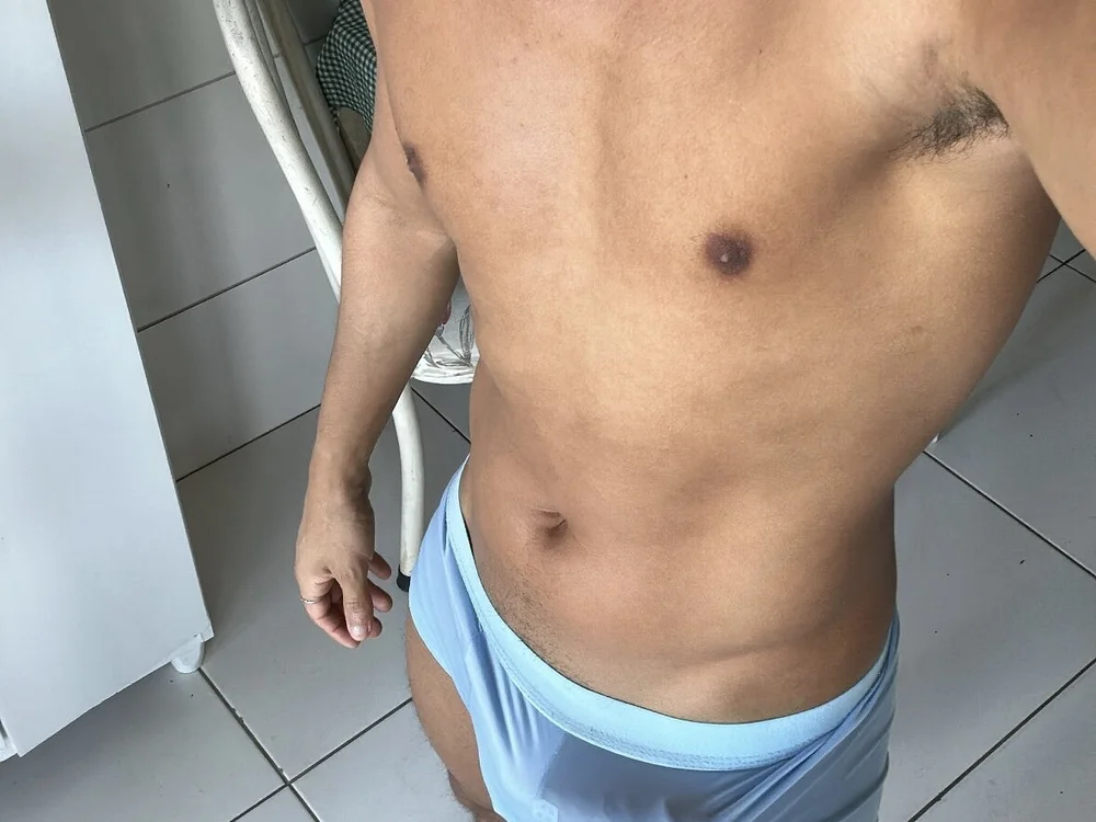 alisaquecresce অফলাইন XXX চ্যাট