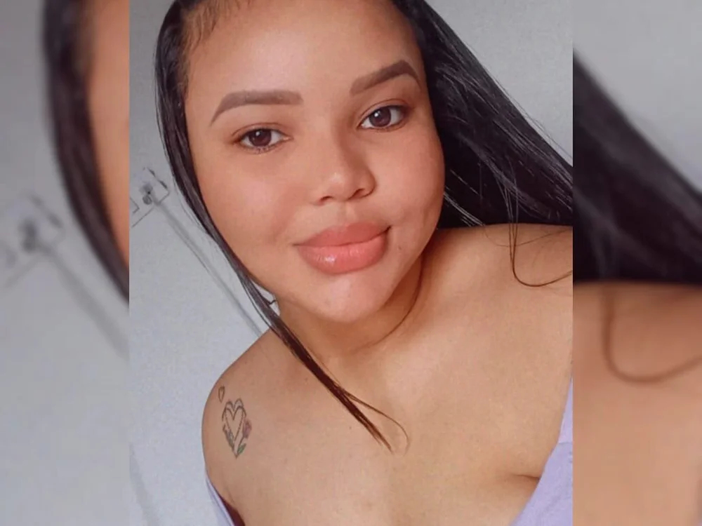 XimenaCastro_763 offline chatrum