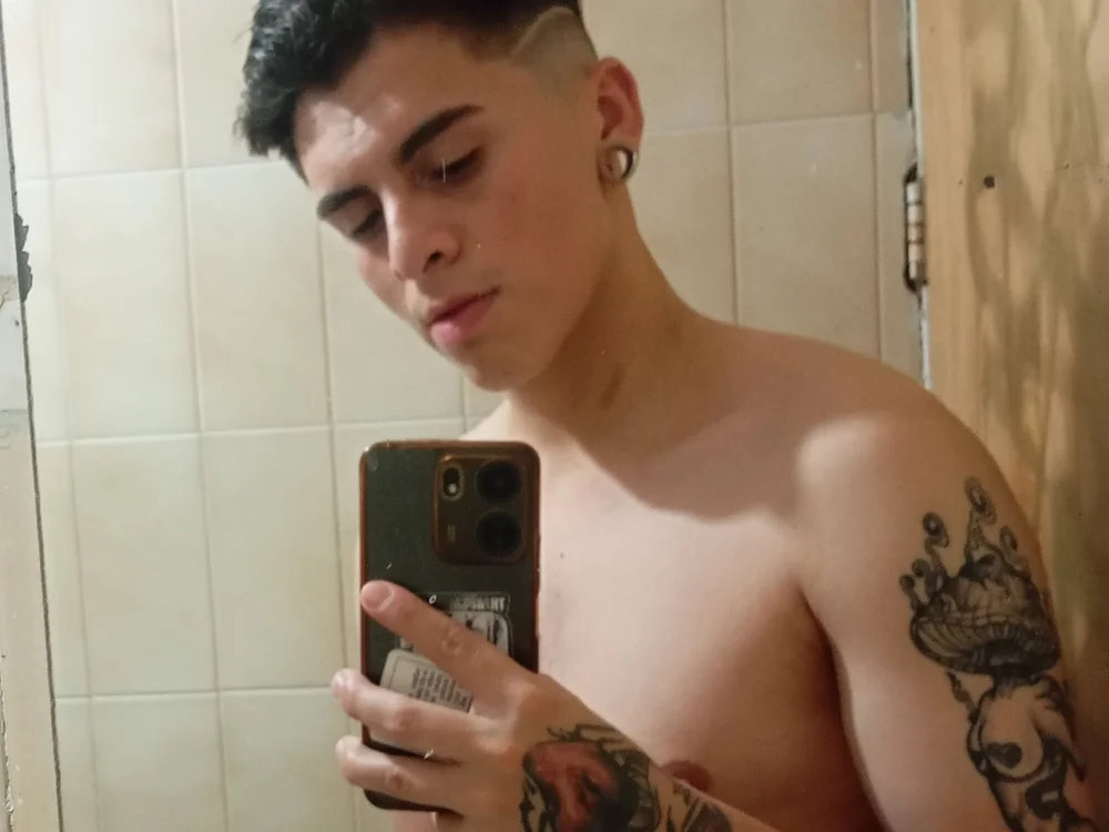 Offline chatovací místnost Mechudo23